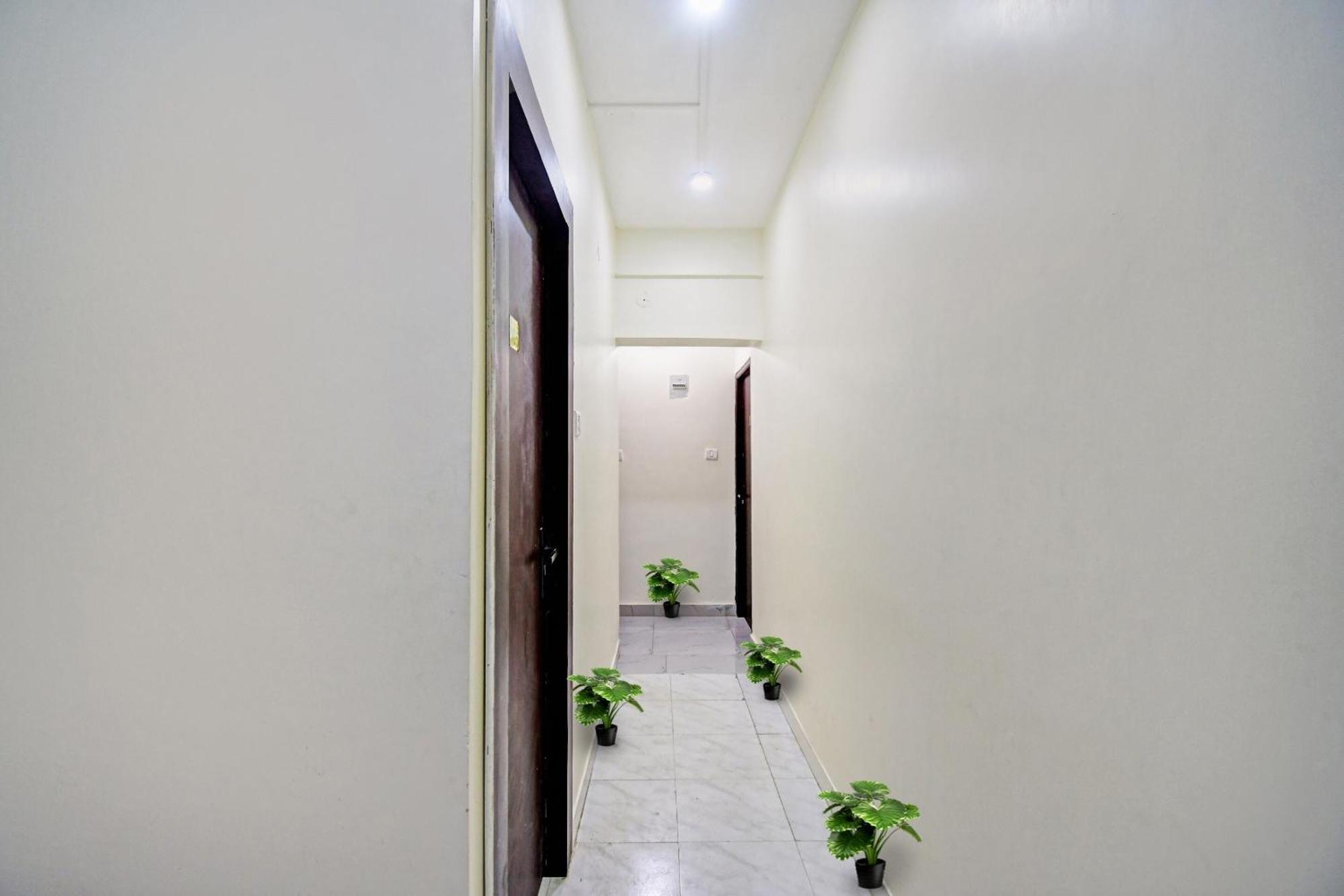 Jādabpur Super Collection O Green Leaf Near Acropolis Mall מראה חיצוני תמונה
